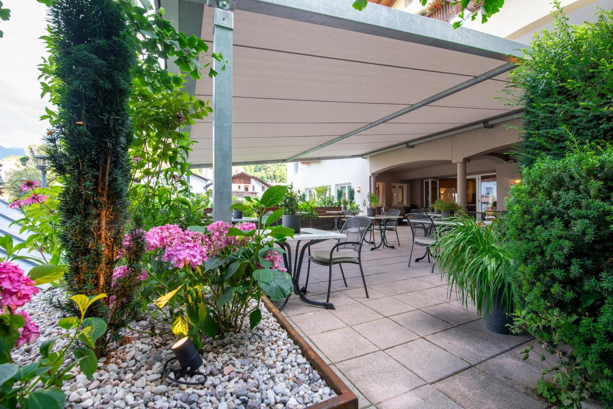 Saldur Small Active Hotel สลูแดร์โน ภายนอก รูปภาพ